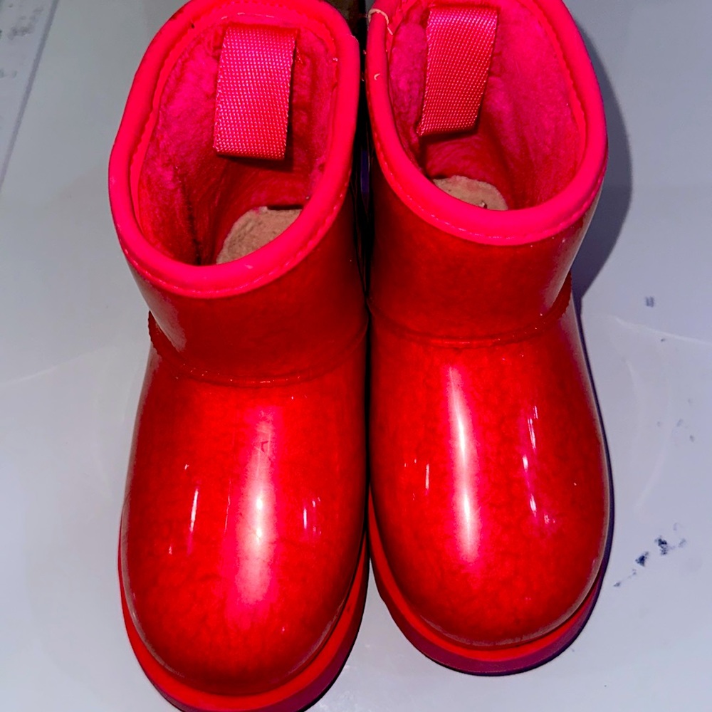 UGG 11C Boot